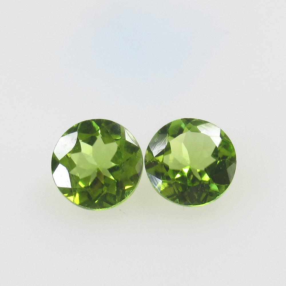 2.63 Ct Natural Pakistan Peridot Round Pair (1 of 2)