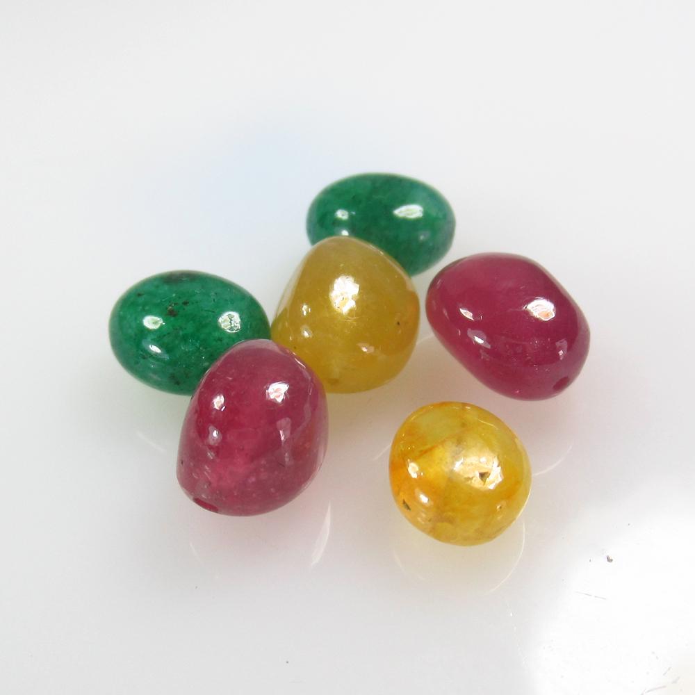 28.45 Ct Natural 6 Ruby Emerald Sapphire Beads (1 of 2)