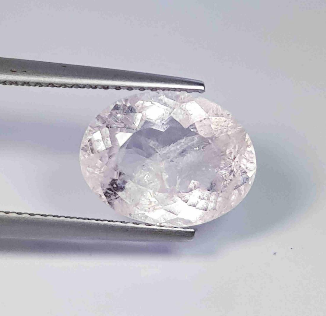 4.54 Ct Natural Morganite Oval Cut (1 of 4)
