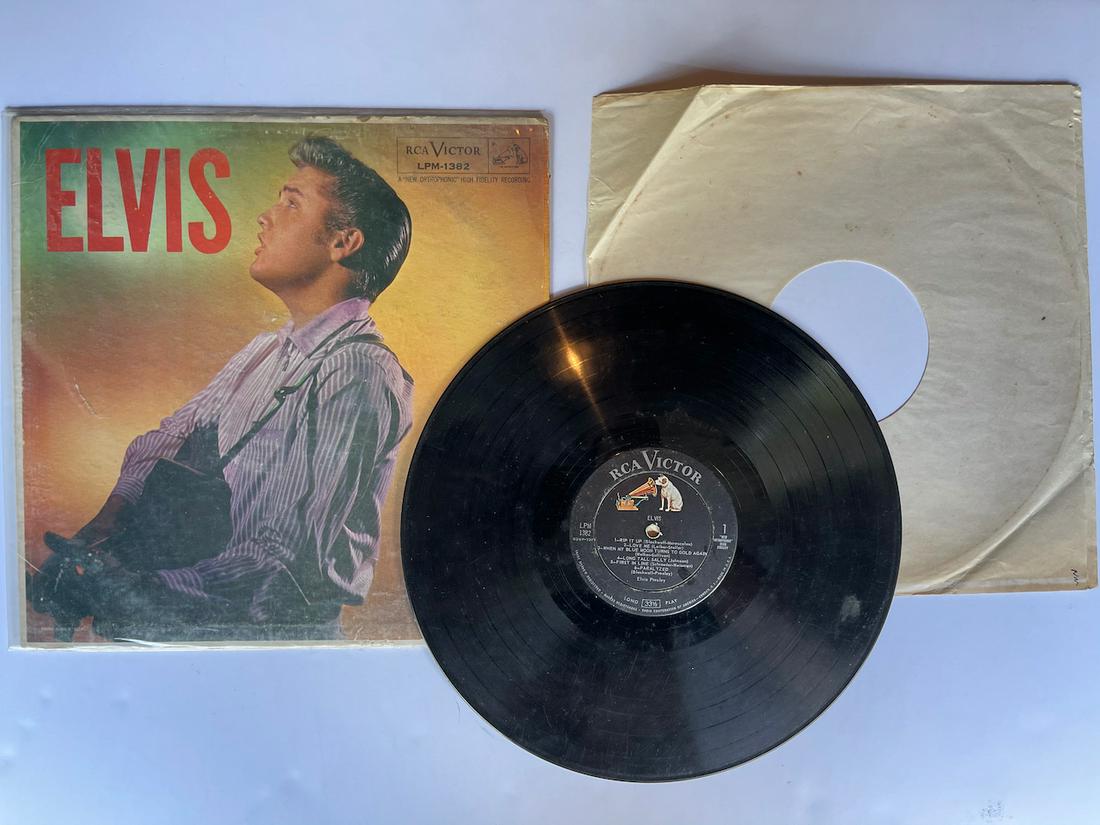 Elvis Presley – Elvis (1 of 1)