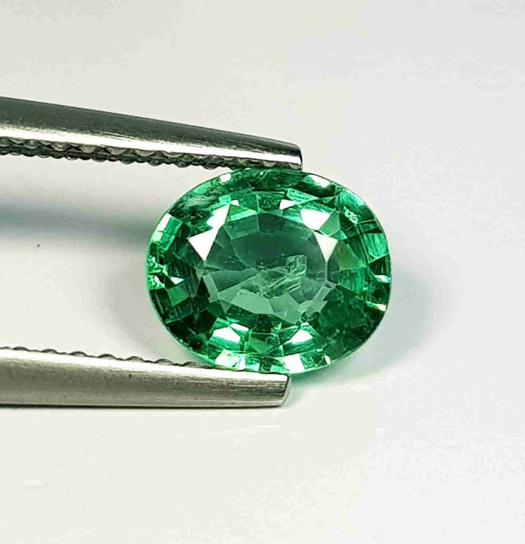 1.43 ct Natural Green Apatite (1 of 4)