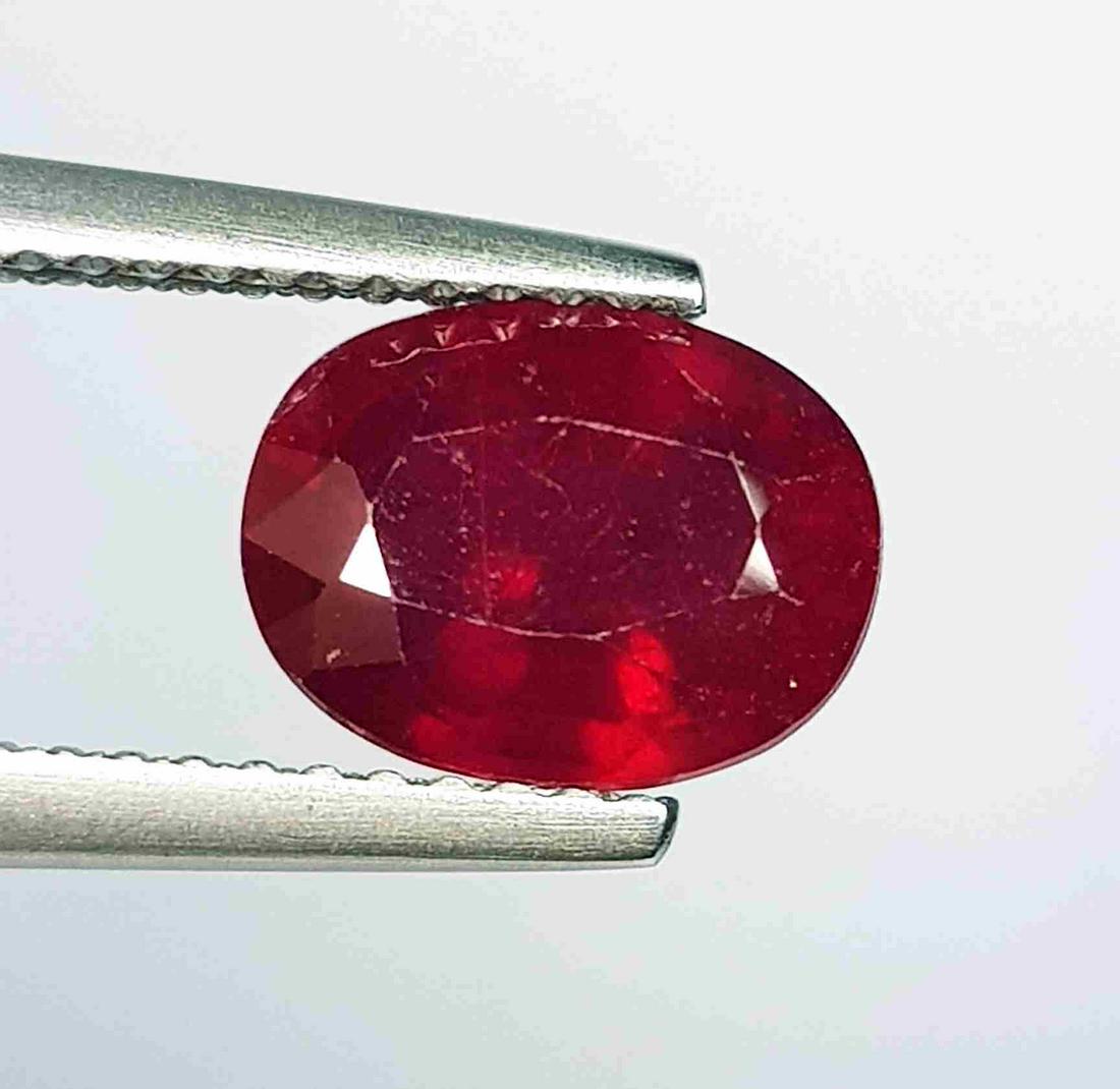 2.48 Ct  Natural Ruby Oval Cut (1 of 4)