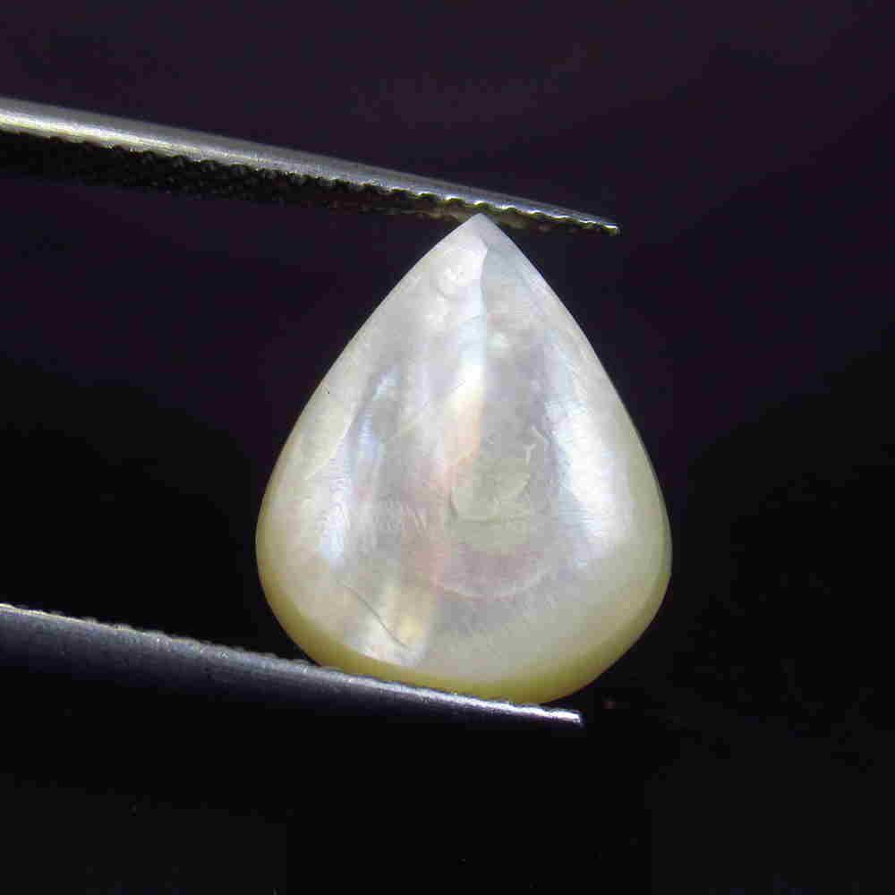 7.18 Ctw Natural Blue Moonstone Pear Cab: No Reserve! Title: 7.18 Ctw Natural Blue Moonstone Pear Cab Stone Clarity: Translucent Gemstone: Moonstone Carat Weight: 7.18 Size/Dimensions: 14.80 x 11.70 x 5.70 mm Additional Information: Excellent