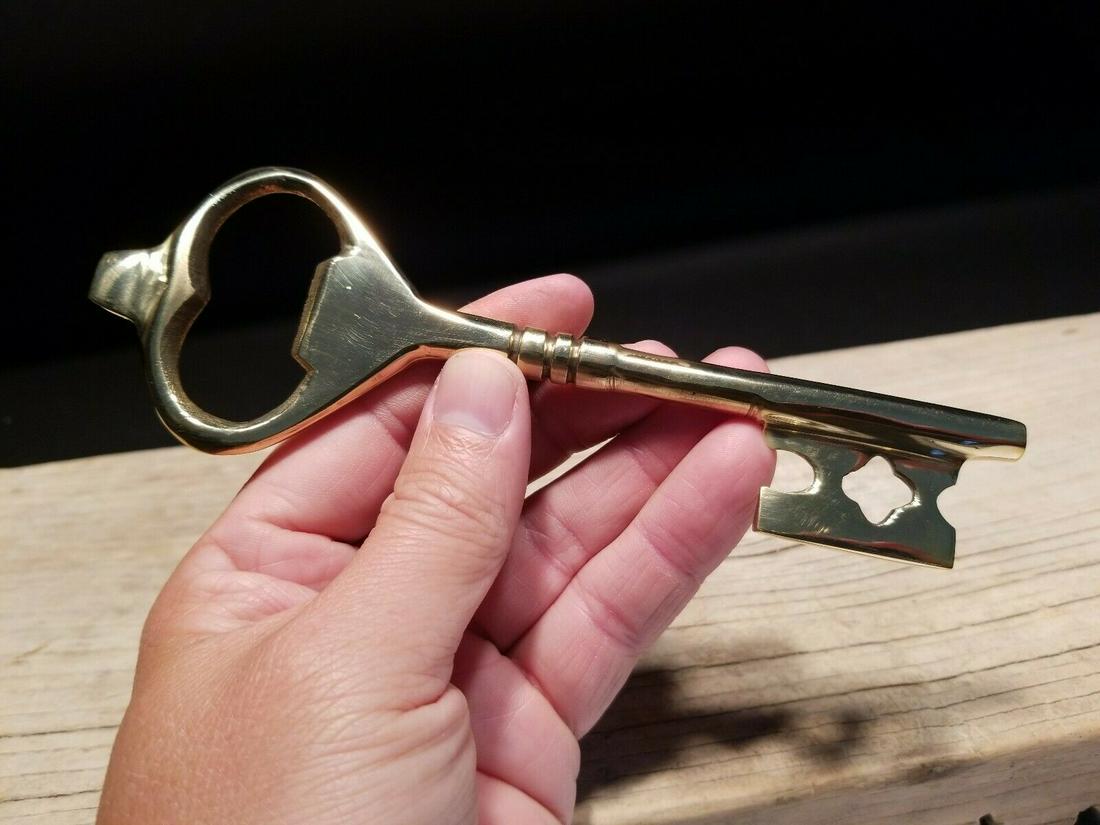 Brass Skeleton Key Bottle Opener Cap Lifter (1 of 20)