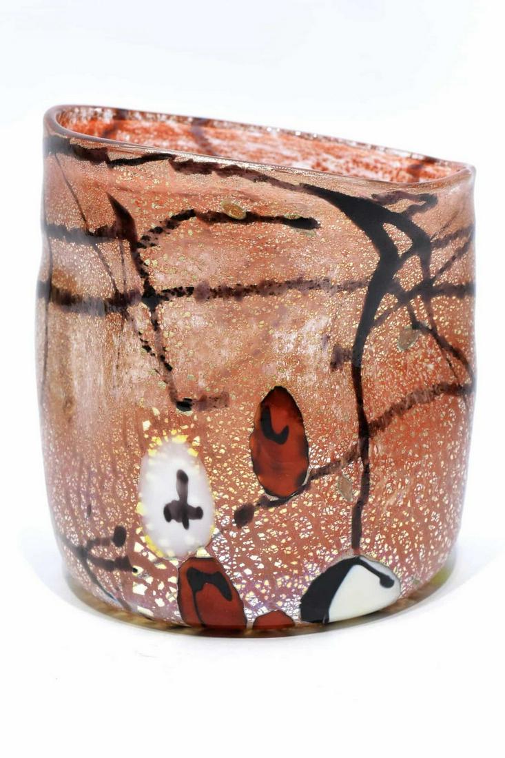 Murano glass goblet “ Goto de Fornasa “: Title: Murano glass goblet “ Goto de Fornasa “ Maker: Frare Dario Date/Period: 2020 Origin: Murano Size: H. 10 cm, L. 9 cm, P. 190 grams Material: Glass Additional Information: Murano glass goto d