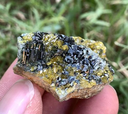 24 Gram Gorgeous Natural Chlinoclore With  Epidote (1 of 4)