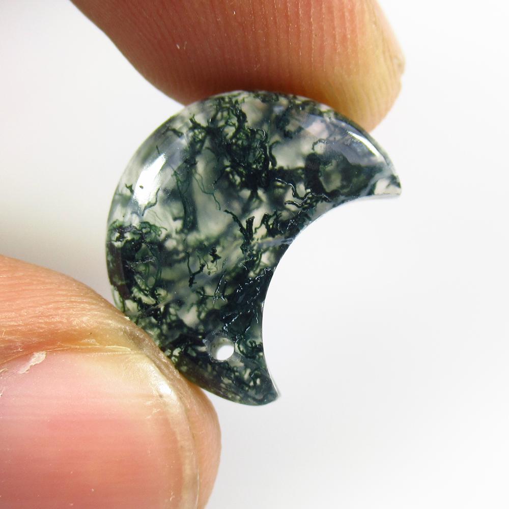 8.25 Ct Natural Drilled Jasper Quartz Half Moon Cab: No Reserve! Title: 8.25 Ct Natural Drilled Jasper Quartz Half Moon Cab Stone Clarity: Opaque Gemstone: Natural Jasper Quartz Carat Weight: 8.25 Dimensions: 16.30 x 8.50 x 8.50 mm Additional Informatio