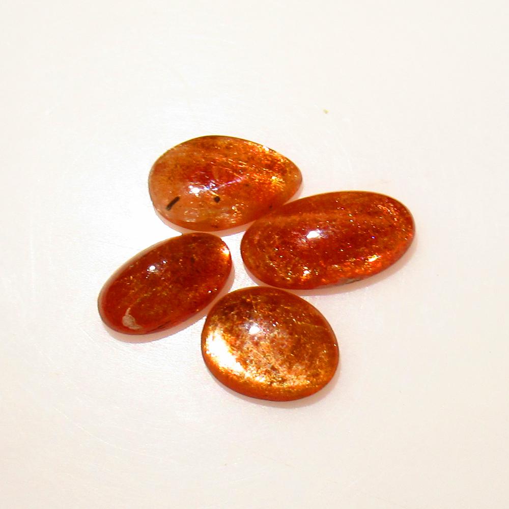 7.67 Ct Natural 4 Orange Sunstone Mixed Set: No Reserve! Title: 7.67 Ct Natural 4 Orange Sunstone Mixed Set Stone Clarity: Opaque Gemstone: Natural Sunstone Carat Weight: 7.67 Dimensions: 10.3x8.3 - 12.5x6.9 mm / 4 PC's Additional Information: E