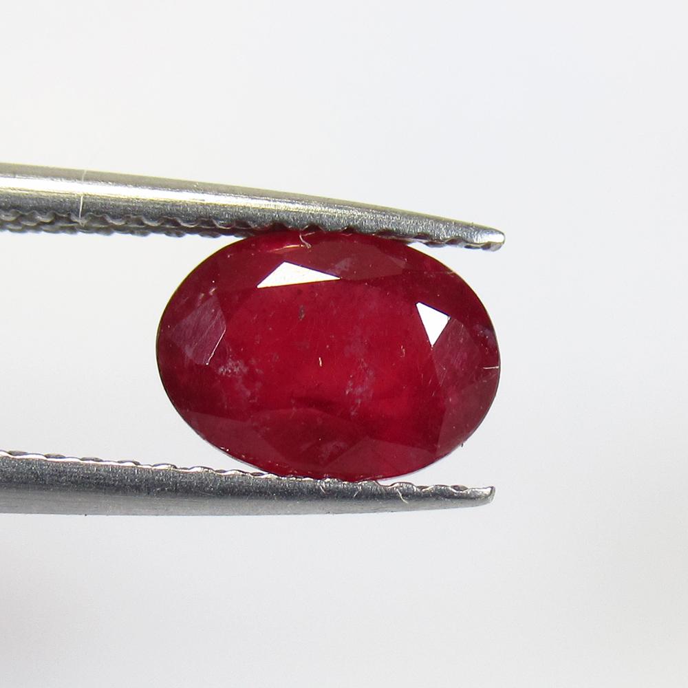 2.10 Ct Natural Red Ruby Oval Cut (1 of 2)