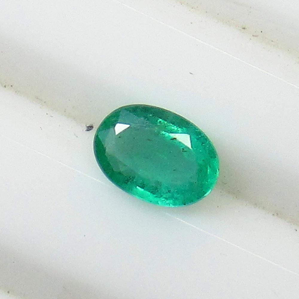 0.67 Ct Natural Zambian Emerald Oval Cut (1 of 2)