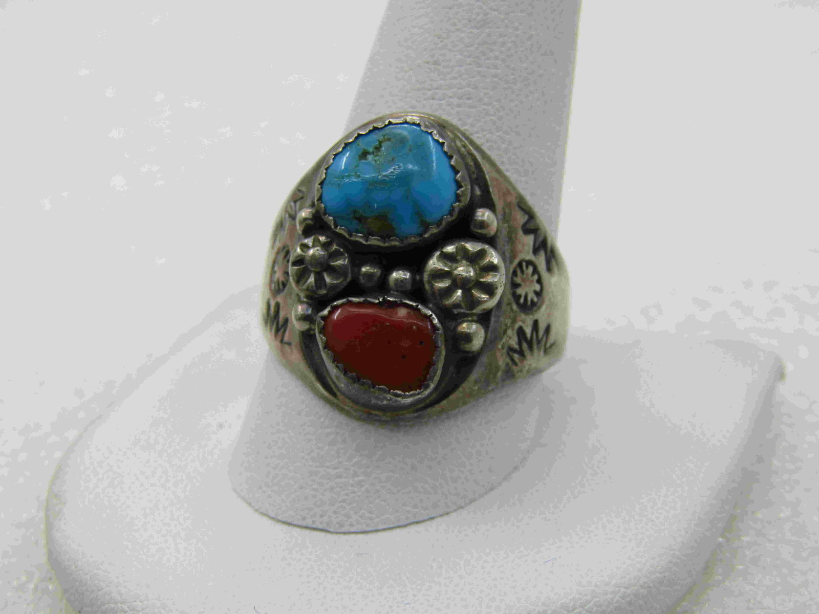 Vintage Sterling Southwestern Turquoise Coral Ring, (1 of 8)