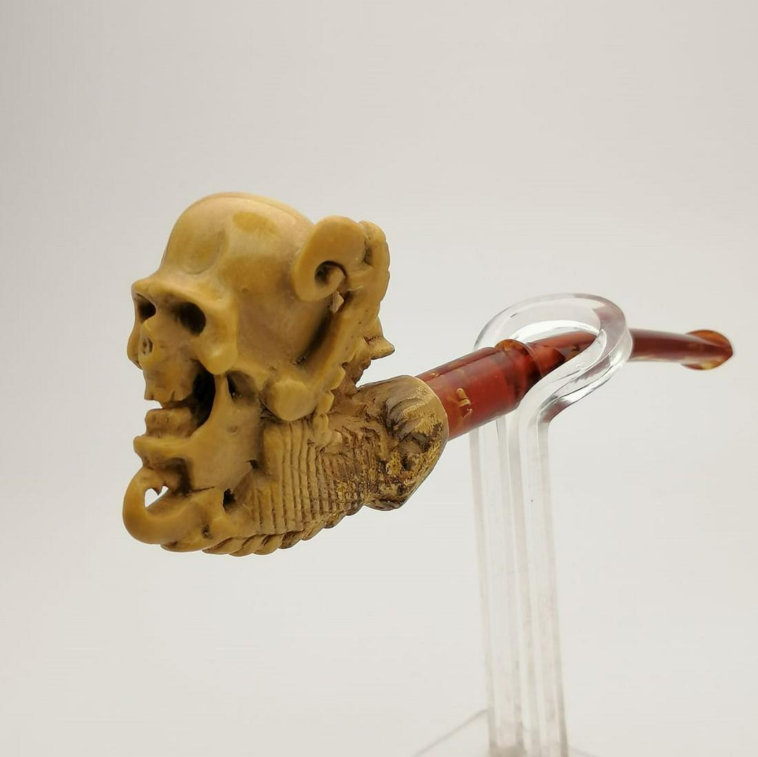 Gothic Skull,Hand carved Meerschaum Cigarette Holder (1 of 10)