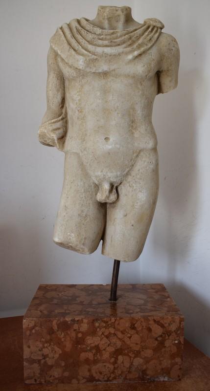 Marble torso XIX century (1 of 18)