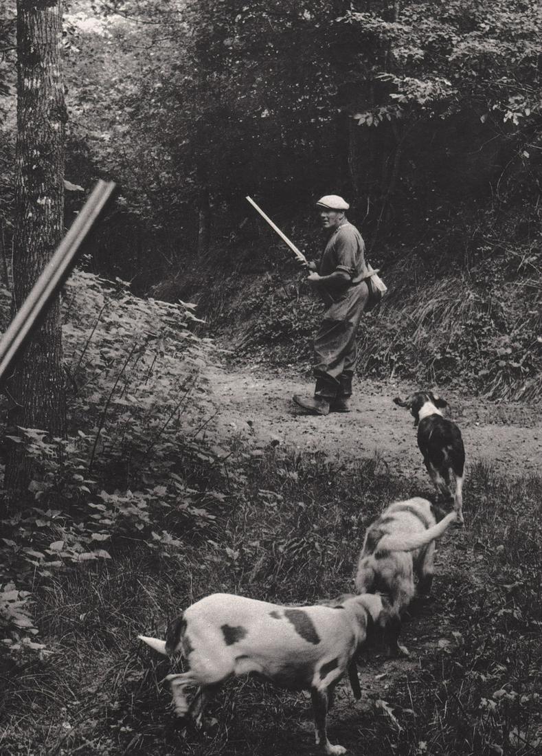 WILLY RONIS - Touraine, September, 1956: Artist: WILLY RONIS Print Title: ouraine, September, 1956 Printing Date: 1980’s Medium: Photo-lithograph Printed in: France Image Size: approx. 9.5 x 7” Willy Ronis (French, 1910—2009) was a Fr