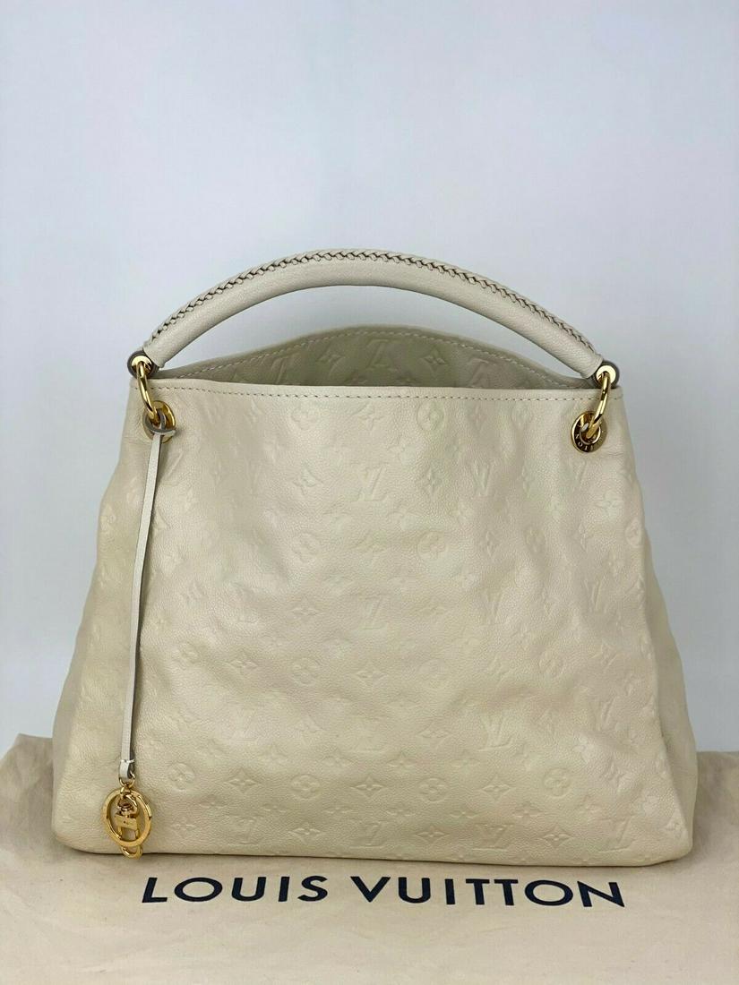 LOUIS VUITTON Artsy MM Monogram Empreinte Neige White (1 of 20)