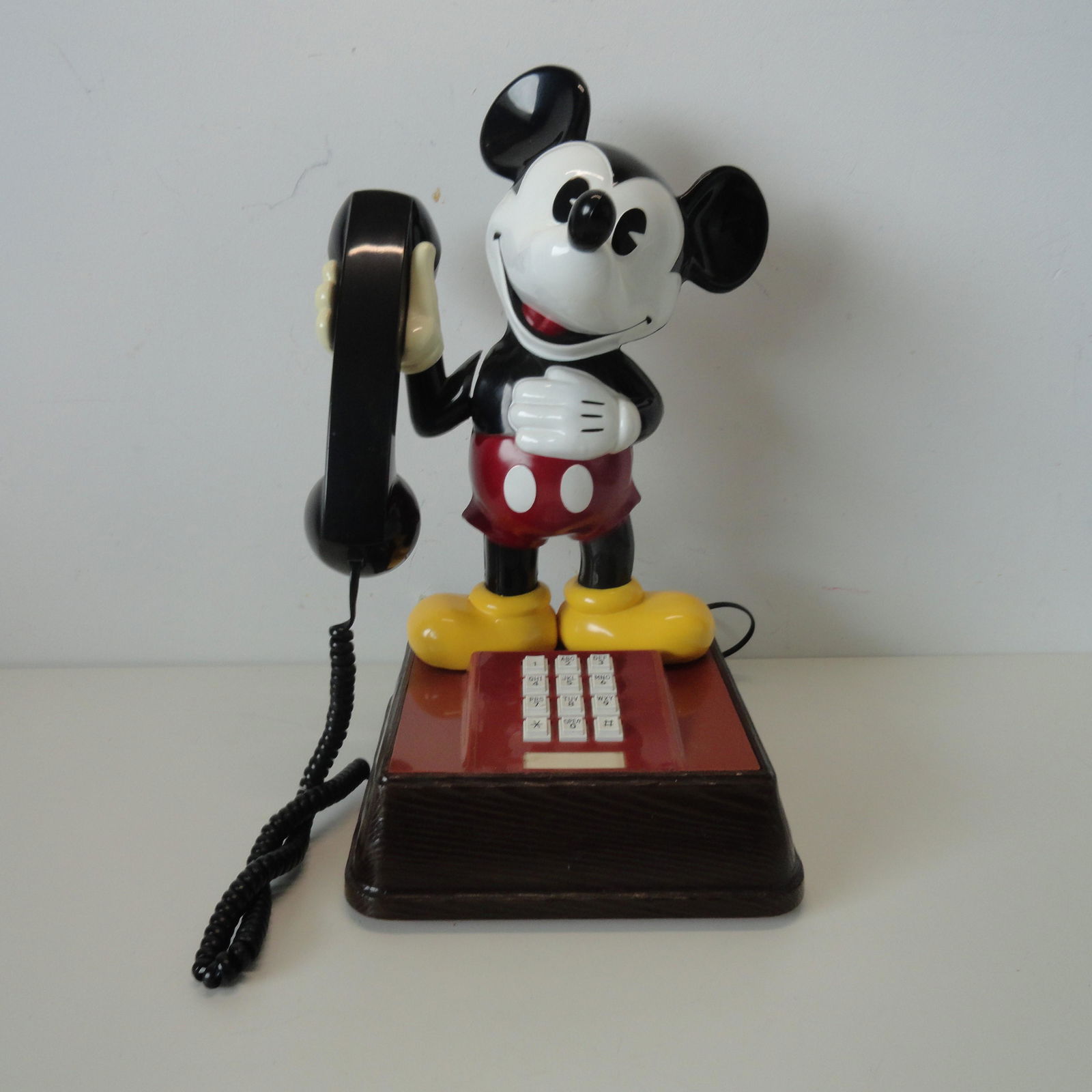 Mickey Mouse phone (1 of 11)