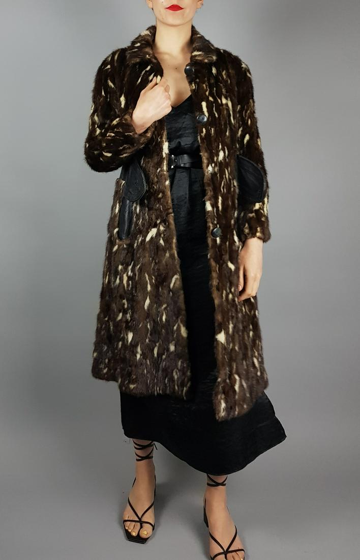BROWN BLONDE MINK FUR COAT: Title: BROWN BLONDE MINK FUR COAT Dimensions: Size M: Length: 110cm/43.31in -Shoulders width:40cm/15.75in -Sleeve Length:58cm/22.83in -Chest size ( pit to pit x2 ):90cm/35.43in - Closed Hem:70cm/27.56
