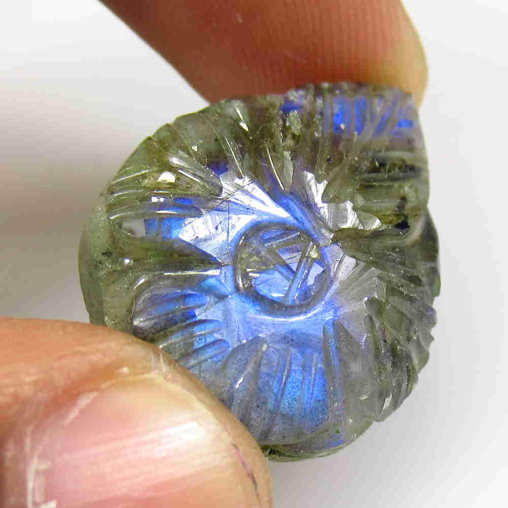 24.90 Ctw Natural Labradorite Carving: No Reserve! Title: 24.90 Ctw Natural Labradorite Carving Stone Clarity: Opaque Gemstone: Labradorite Size/ Dimensions: 24.90 Carat Weights: 26.00 x 19.30 x 6.80 mm Additional Info: Nice Carving / Orig