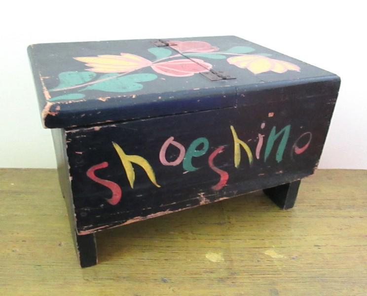EARLY SHOESHINE BOX (1 of 7)