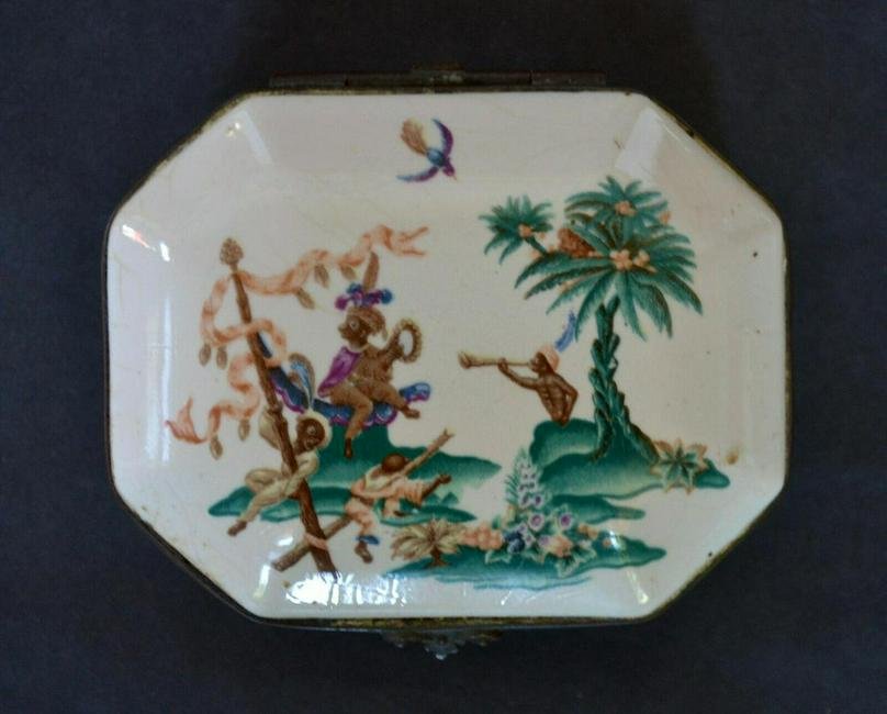 Pottery Snuff Box (1 of 4)