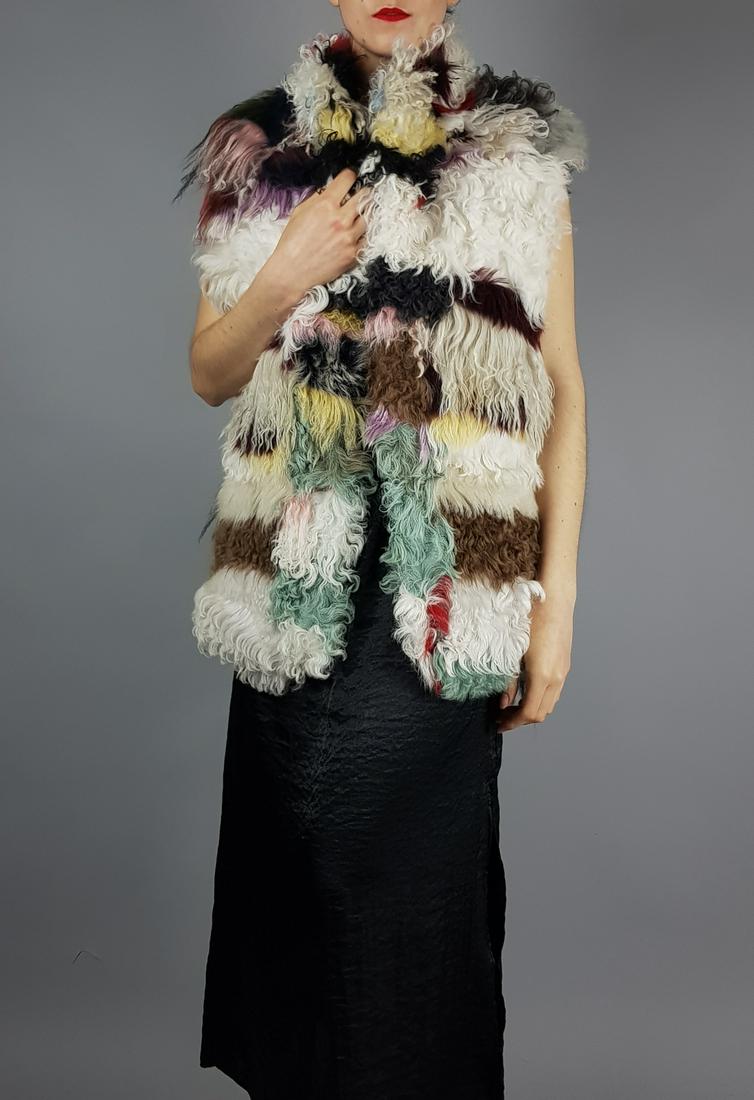 Multi Coloured Angora Sheep Vest Gilet: Title: Multi Coloured Angora Sheep Vest Gilet Dimension: Size L: Length: 75cm/29.53in -Shoulders width:44cm/17.32in -Sleeve Length:0cm/0in -Chest size ( pit to pit x2 ):100cm/39.37in - Closed Hem:55cm