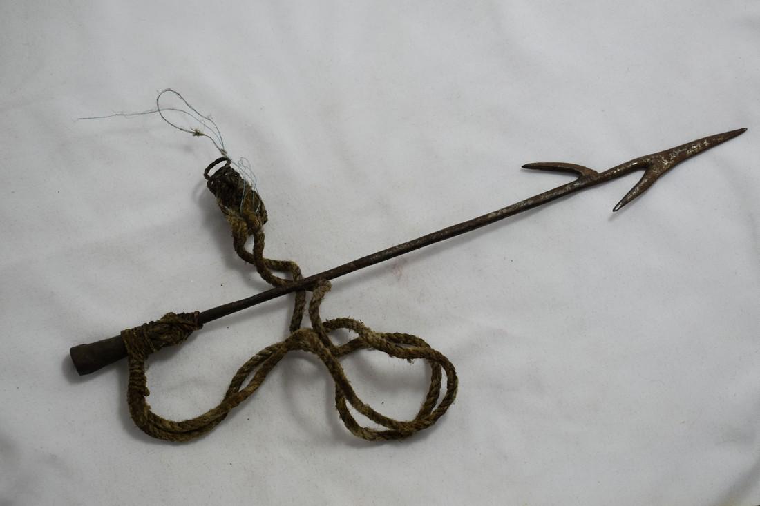 10" Barbed Brass/ Bronze Fishing Spear, African Relics: 10" Barbed Brass/ Bronze Fishing Spear, African Relics Reserve: $10.00 Shipping: Domestic: Flat-rate of $10.00 to anywhere within the contiguous U.S. International: Foreign shipping rates are determin