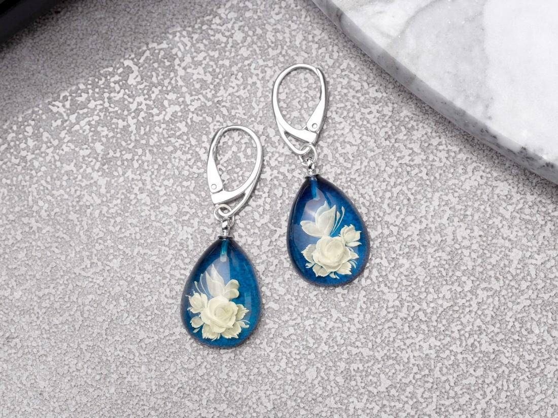 Blue amber ingtaglio earrings (1 of 4)