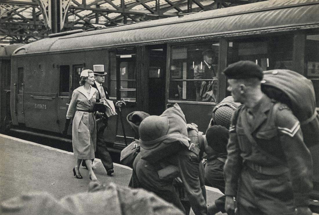 HENRI CARTIER-BRESSON - Grey Top-hat (1 of 1)