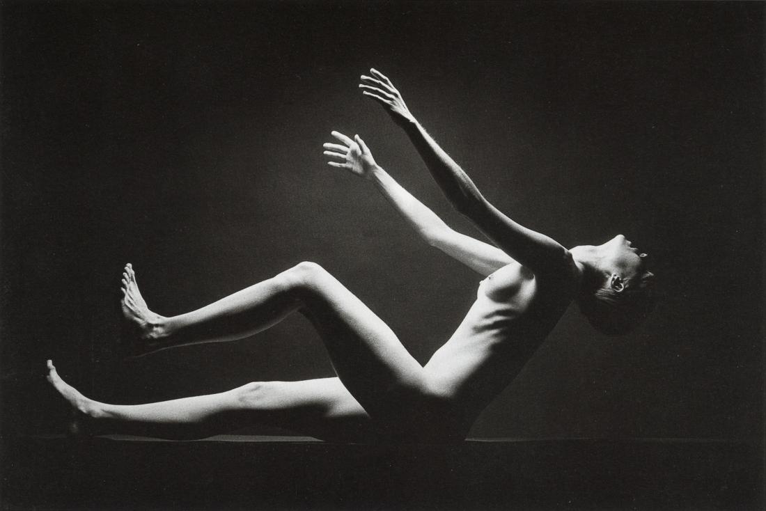 JEANLOUP SIEFF - Carolyn Carlson, Paris, 1974: Artist: Jeanloup Sieff Title: Carolyn Carlson, Paris, 1974 Medium: Photo Litho, 1996, Germany Dimensions: 7.85x5.25" Description: Heat Wax Mounted on 8.5x11" Conservation Board Artist Bio: Jeanloup Si