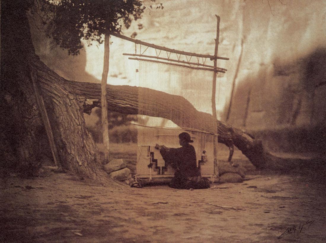 EDWARD CURTIS - Navajo Blanket Weaver, 1904 (1 of 1)