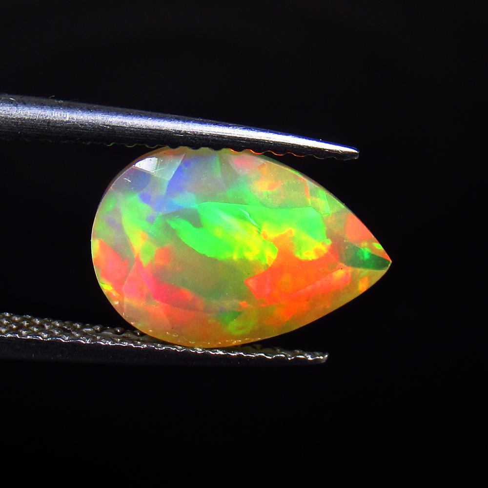 IGI Certified 2.37 Ct Natural Opal Pear Cut (1 of 4)