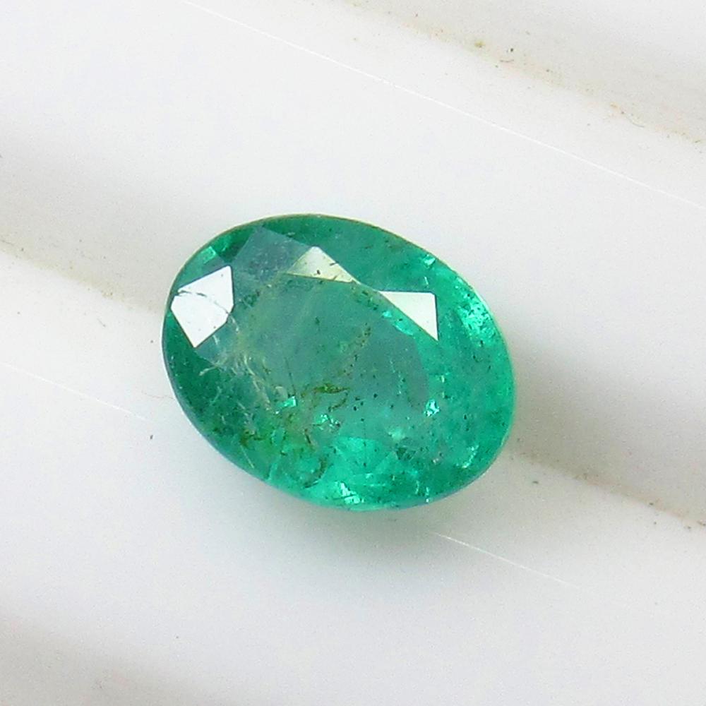 1.50 Ct Natural Zambian Emerald Oval Cut (1 of 2)