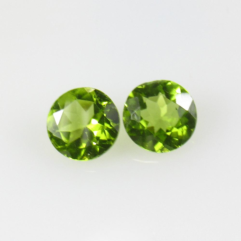 2.51 Ct Natural Pakistan Peridot Round Pair (1 of 2)