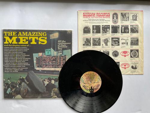 SIGNED! The New York Mets – The Amazing Mets (1 of 1)