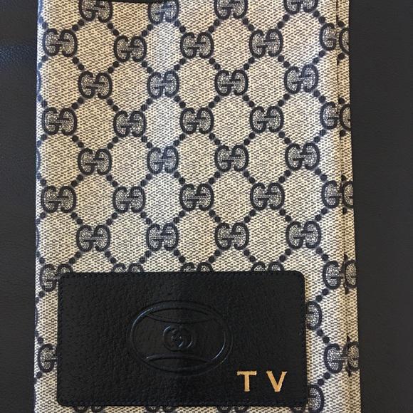Vintage Gucci TV Guide/Address/Note Book Cover (1 of 8)