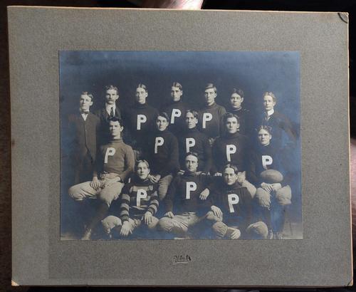Rare Pendleton Oregon 1900's Football Team Photograph (1 of 2)
