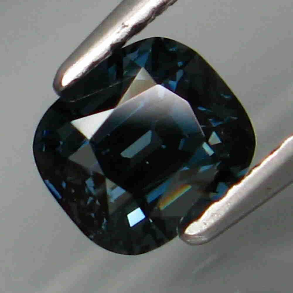 natural blue spinel-1,36 ct 1,2: Title: natural blue spinel-1,36 ct 1,2 Color/Clarity: blue vvs Gemstone: Natural Blue Spinel 1,36 ct Carat Weight: 1,36 ct Size/Dimensions: 6,3x5,5x4,7 Origin: burma Reserve: $95.00 Shipping:
