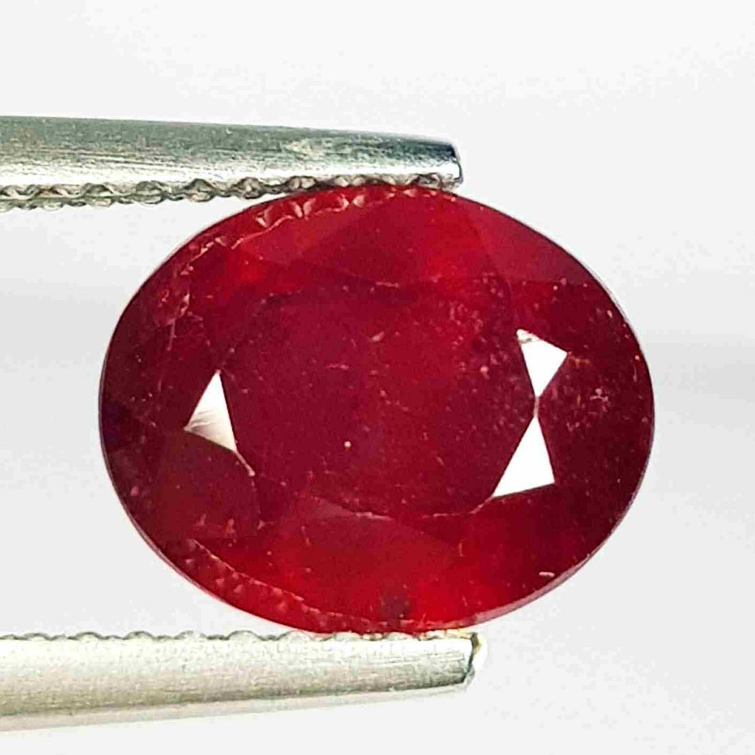 3.52 Ct  Natural Ruby Oval Cut (1 of 5)