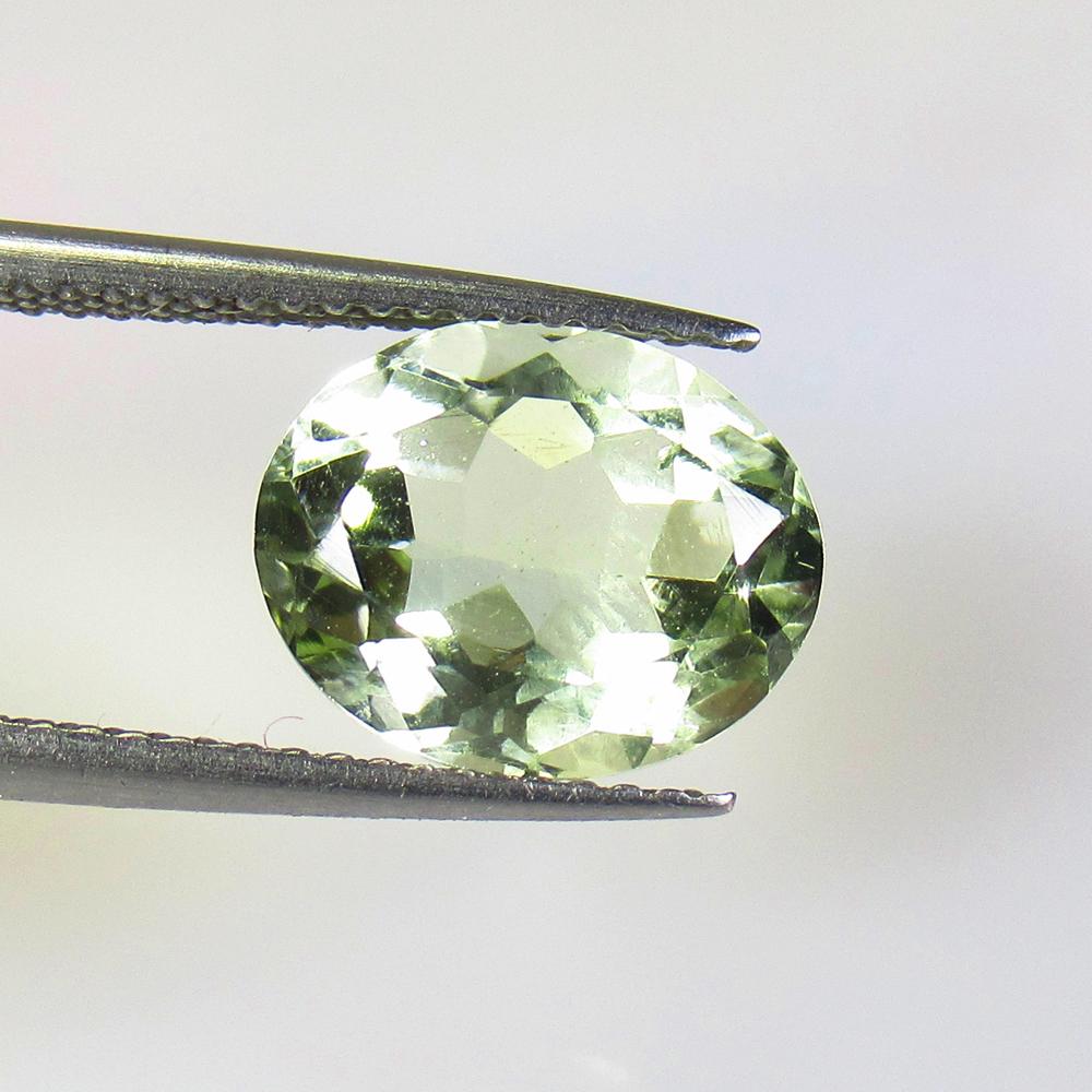 3.44 Ctw Natural Green Amethyst Oval Cut (1 of 2)