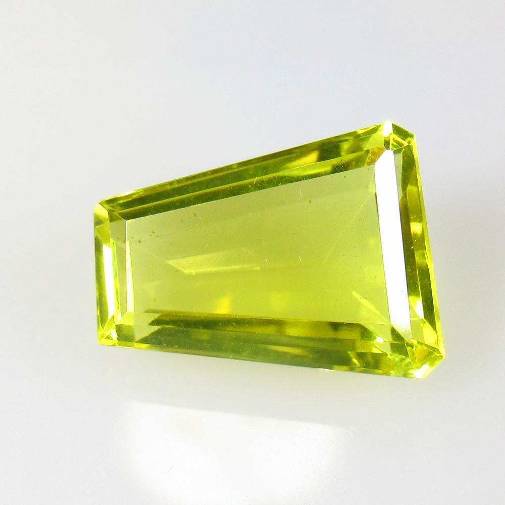 8.23 Ctw Natural Lemon Quartz Fancy Cut: No Reserve! Title: 8.23 Ctw Natural Lemon Quartz Fancy Cut Stone Clarity: VVS Gemstone: Lemon Quartz Carat Weight: 8.23 Size/Dimensions: 15.70 x 11.70 x 7.00 mm Additional Information: Good Luster / T