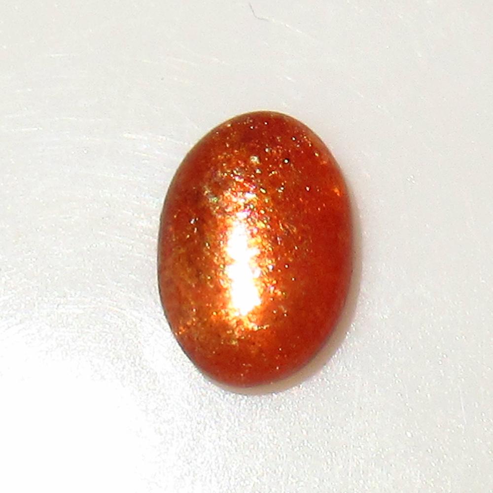 1.65 Ctw Natural Orange Sunstone Oval Cab: No Reserve! Title: 1.65 Ctw Natural Orange Sunstone Oval Cab Stone Clarity: Opaque Gemstone: Natural Sunstone Carat Weight: 1.65 Size/Dimensions: 9.50 x 6.80 x 3.60 mm Additional Information: Excellen