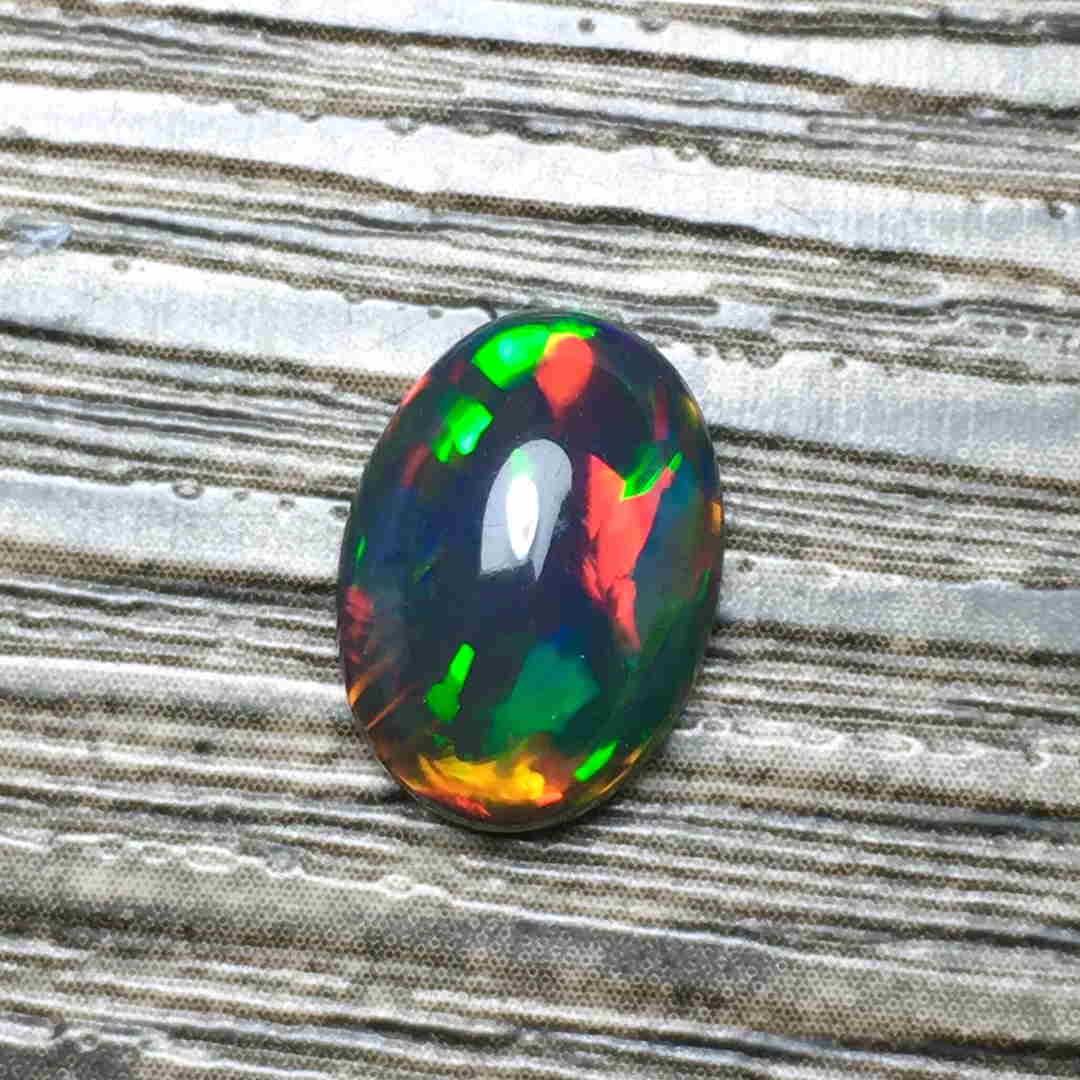 Natural Oval Cut 2.36Carats Opal Loose Gemstone (1 of 4)