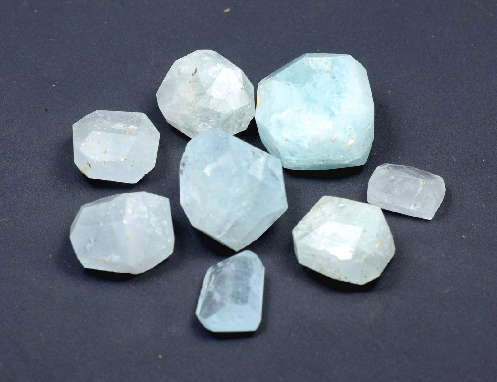 8 pieces Aquamarine beads lot from skardu pakistan: 8 pieces Aquamarine beads lot from skardu pakistan R20-68 Reserve: $64.00 Shipping: Domestic: Flat-rate of $20.00 to anywhere within the contiguous U.S. International: Foreign shipping rates are deter