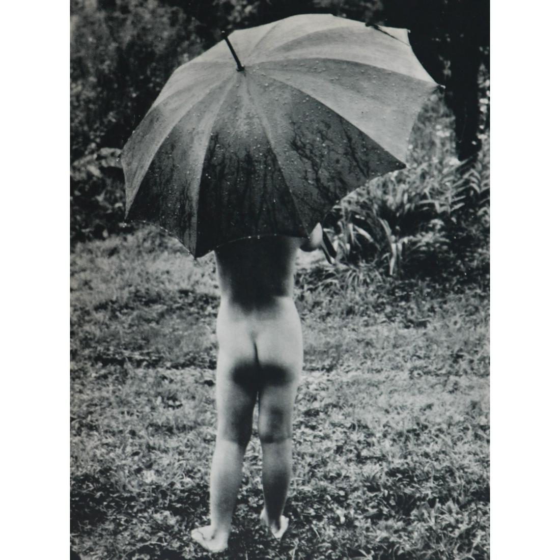 FRITZ HENLE - Fun in the Rain (1 of 1)