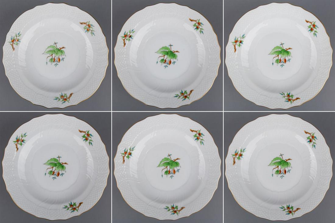 Set of Six Herend Rosehip Pattern Dessert Plates #1518 (1 of 17)