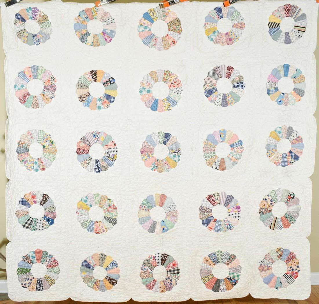 30's Dresden Plate Quilt ~Amazing Quilting (1 of 13)