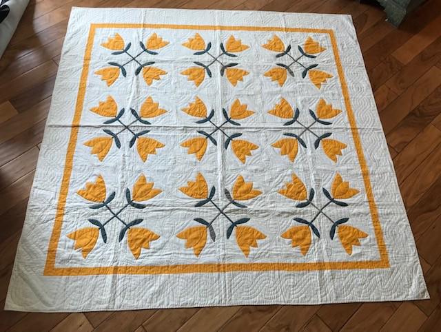 Yellow and White Tulip Cluster Quilt (1 of 4)