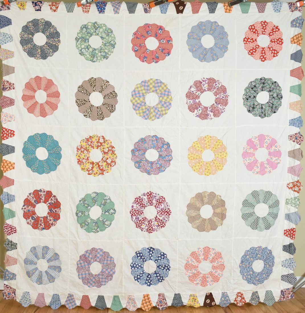 30's Dresden Plate Quilt Top, Petal Border (1 of 12)