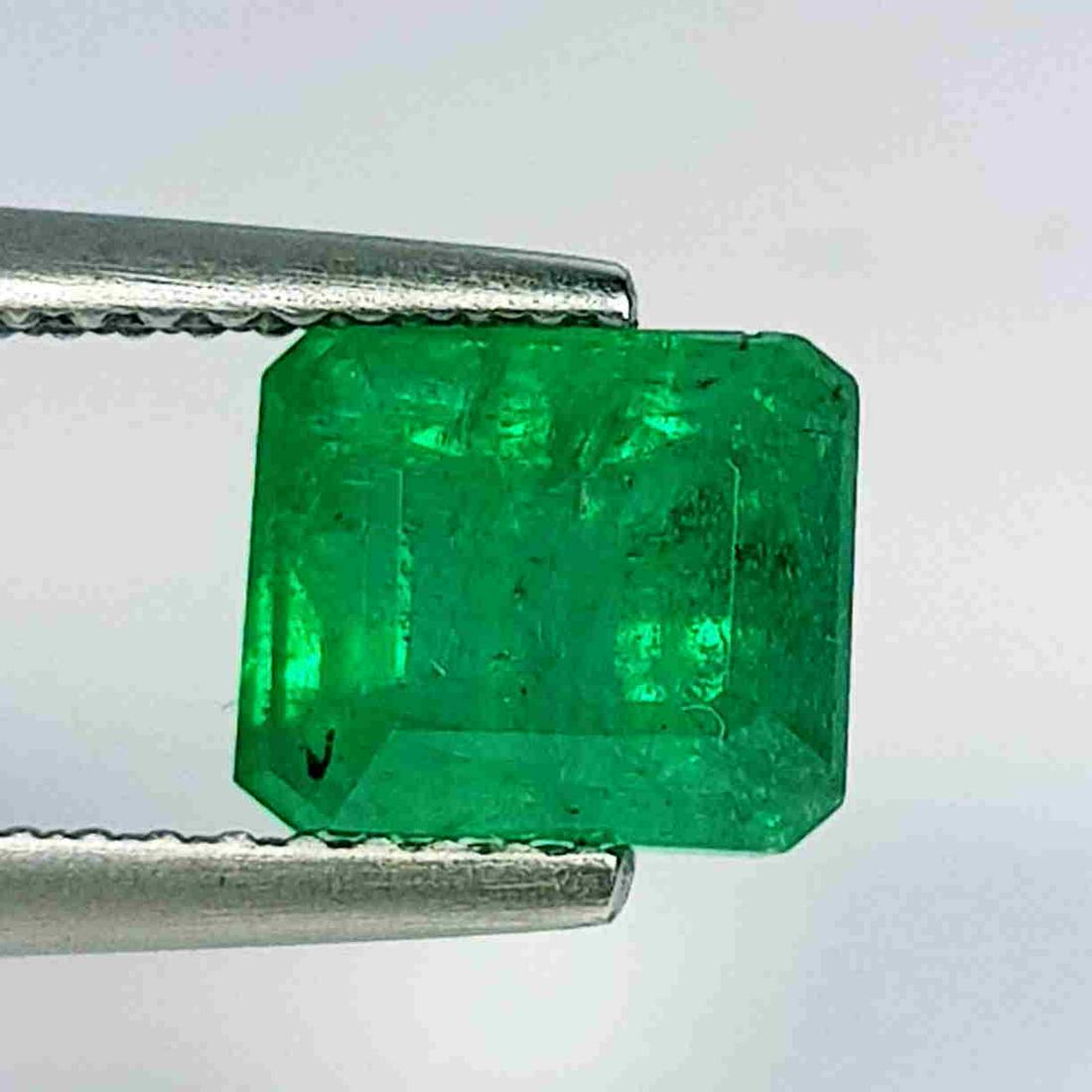 Natural Emerald Octagon Cut 2.23 ct (1 of 5)