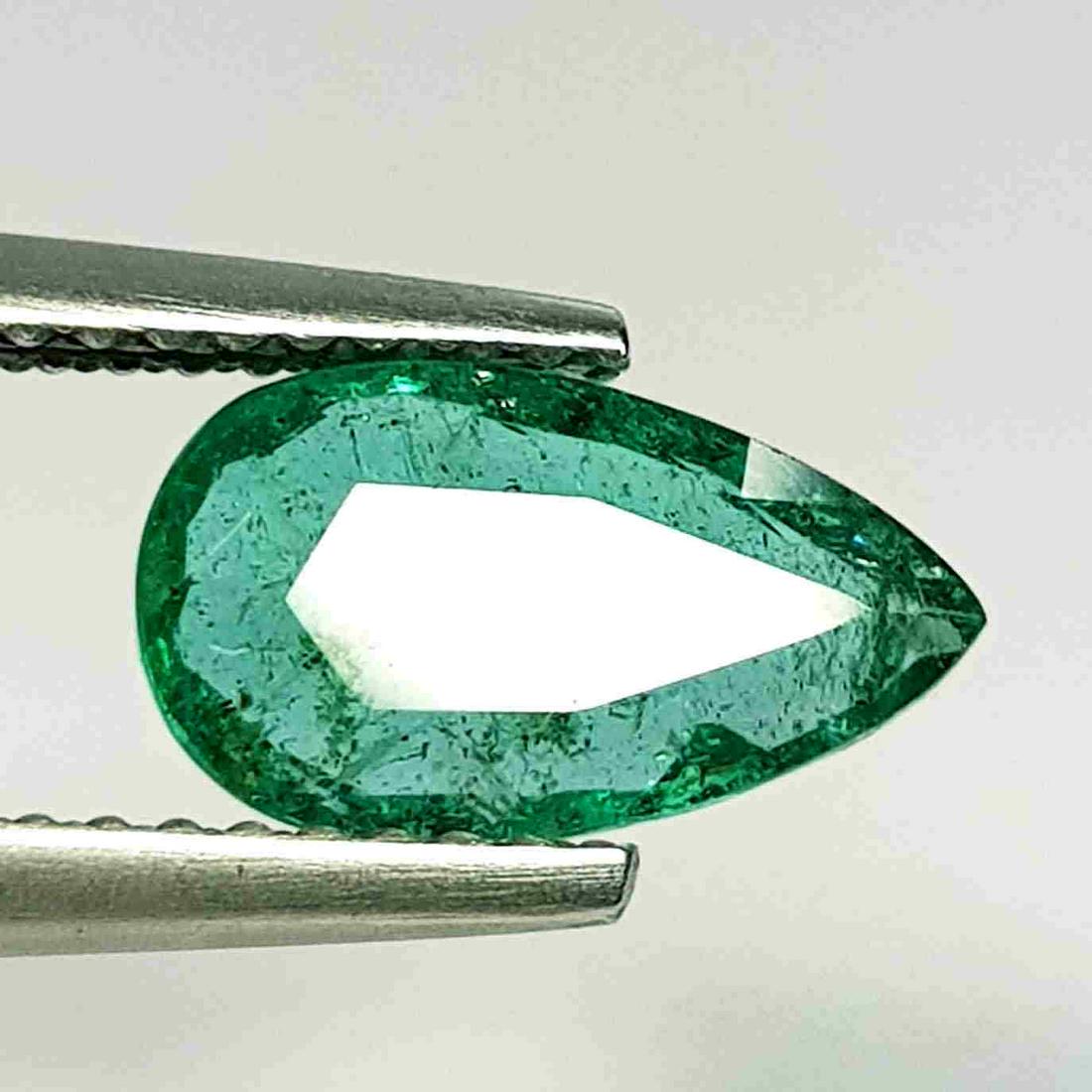1.44 Ct " IGI Certified " Natural Emerald (1 of 6)